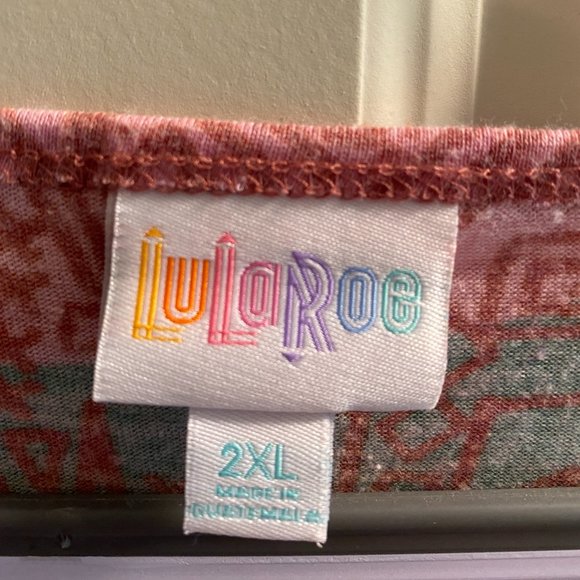 LulaRoe Irma High-Low Tunic Top, size 2XL - Picture 2 of 2